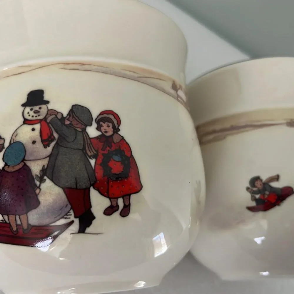 Hallmark Christmas Victorian Children 16 oz Mug  Set of 2 Hot Cocoa Hot Tea Coff